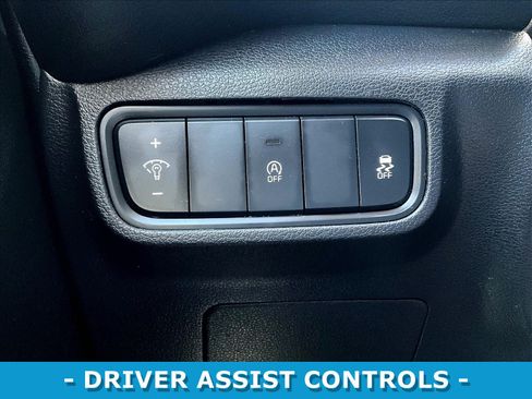 Used 2020 Kia Soul LX FWD image 14