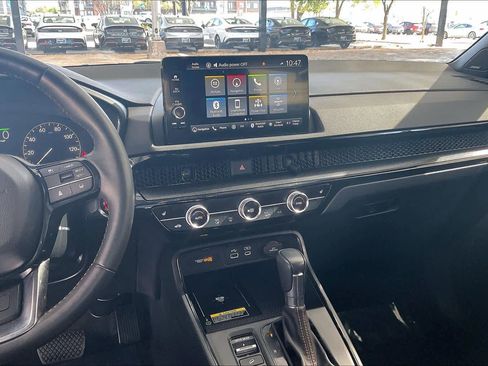 Used 2023 Honda CR-V Sport Touring image 7