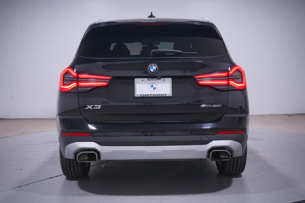 Used 2024 BMW X3 sDrive30i w/ Convenience Package RWD image 5