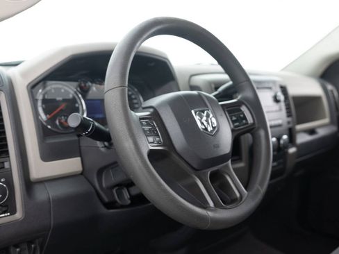 Used 2012 RAM 1500 Express RWD image 27