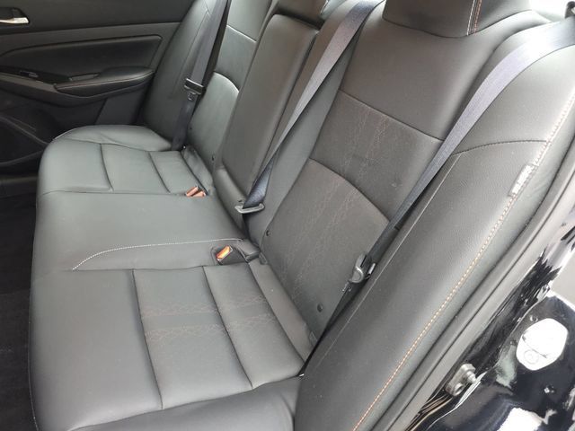 Used 2024 Nissan Altima 2.5 SR w/ SR Premium Package FWD image 14