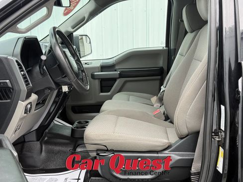Used 2018 Ford F150 XLT w/ Equipment Group 302A Luxury AWD/4WD image 9