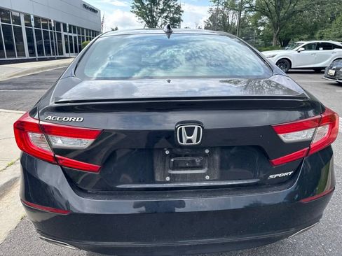 Used 2019 Honda Accord Sport image 6
