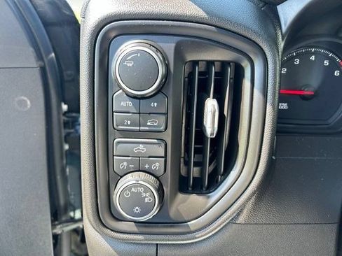 Used 2020 Chevrolet Silverado 1500 Custom w/ Custom Value Package AWD/4WD image 19