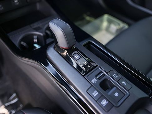 Used 2024 Toyota Prius Prime image 31