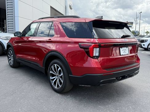 Certified 2025 Ford Explorer ST-Line w/ Premium Package RWD image 7