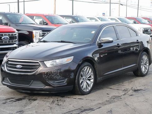Used 2013 Ford Taurus Limited image 6