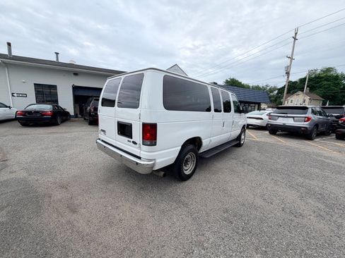 Used 2012 Ford E-350 and Econoline 350 XLT RWD image 12