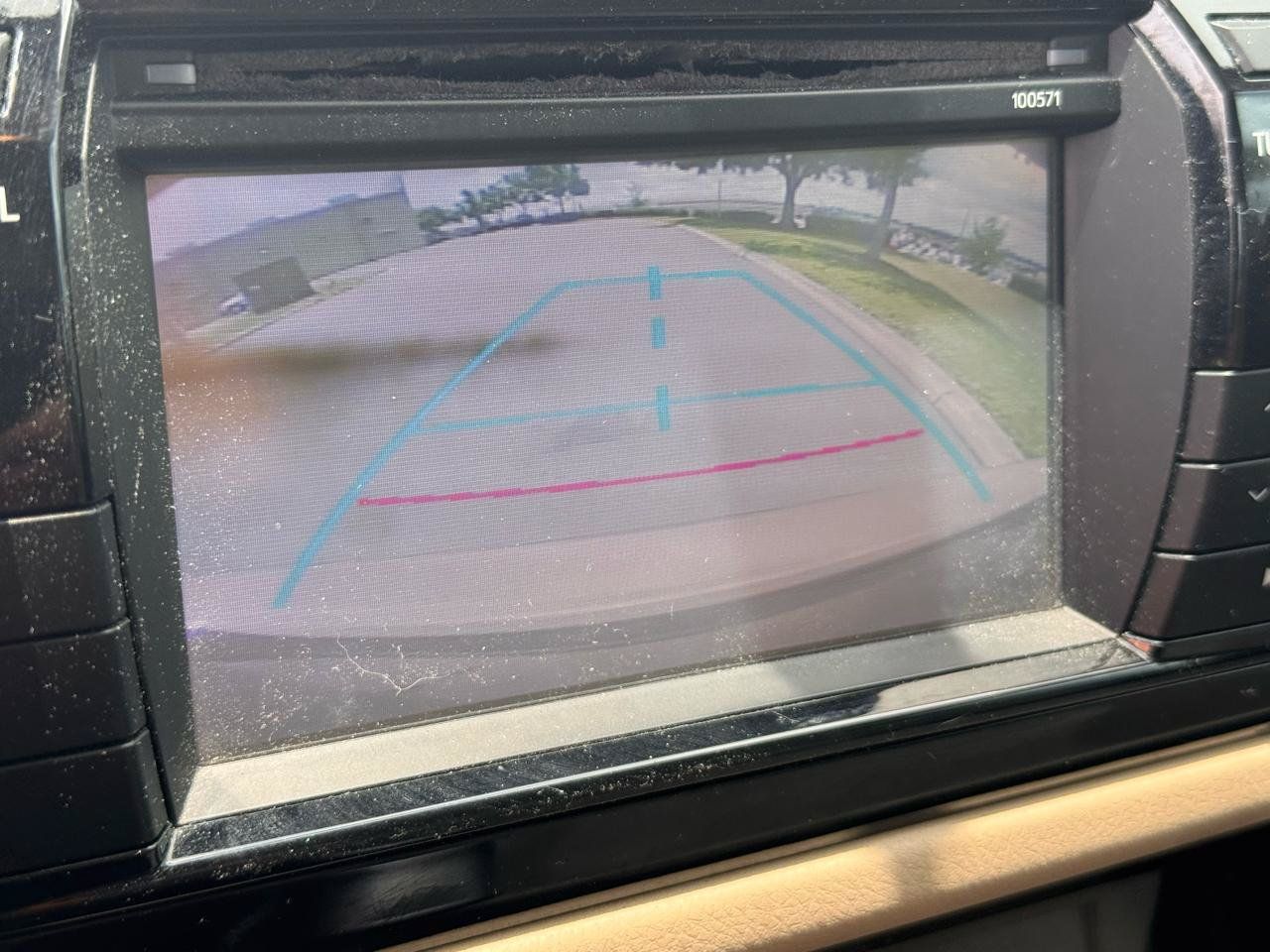 Used 2016 Toyota Corolla LE FWD image 24