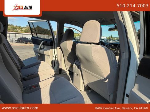 Used 2009 Toyota Highlander 2WD image 10