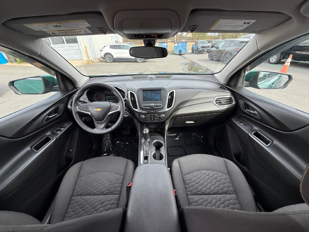 Used 2018 Chevrolet Equinox LT AWD/4WD image 21