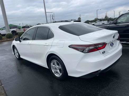 Used 2023 Toyota Camry LE image 4