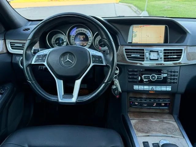 Used 2014 Mercedes-Benz E 350 4MATIC Sedan image 28
