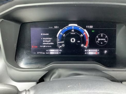 Used 2023 Toyota Tundra Platinum AWD/4WD image 29