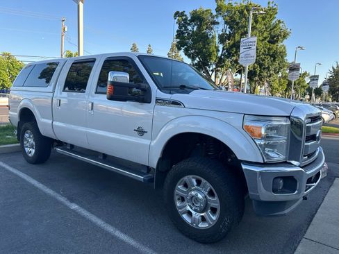 Used 2016 Ford F250 Lariat w/ Chrome Package AWD/4WD image 10