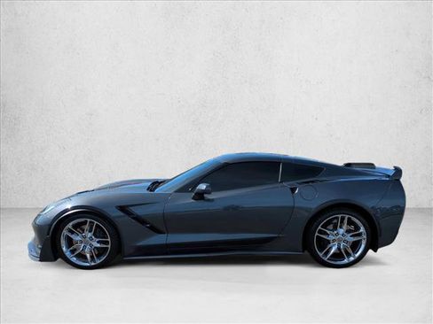 Used 2014 Chevrolet Corvette Stingray Coupe image 9