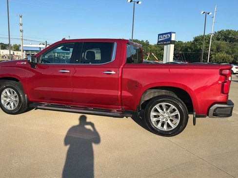 Used 2019 Chevrolet Silverado 1500 LTZ w/ LTZ Plus Package AWD/4WD image 12