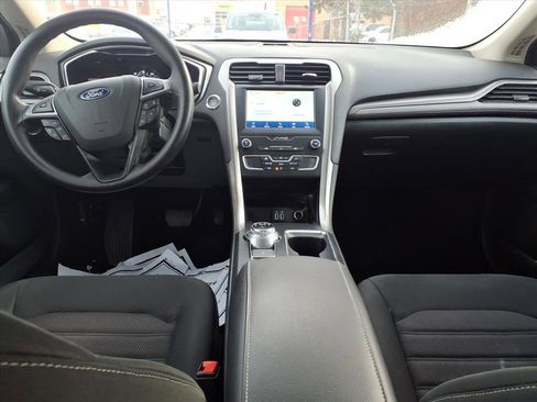 Certified 2020 Ford Fusion SE image 12