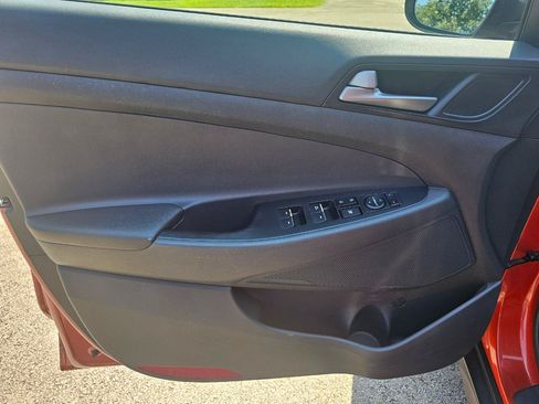 Used 2016 Hyundai Tucson Limited w/ Option Group 03 FWD image 23