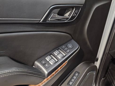 Used 2019 Chevrolet Tahoe Premier AWD/4WD image 21