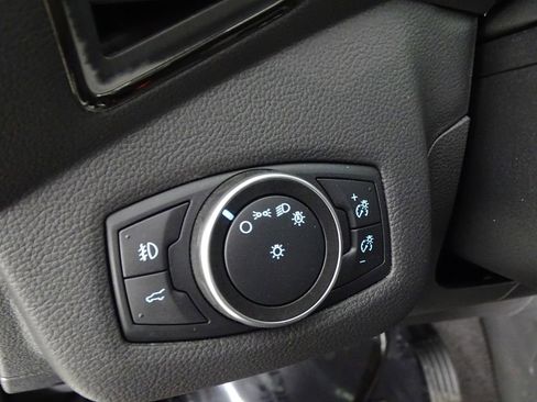 Used 2018 Ford Escape Titanium image 22