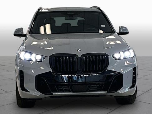 Used 2026 BMW X5 sDrive40i w/ Executive Package RWD image 3
