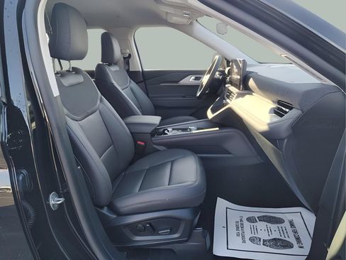 New 2026 Ford Explorer Active w/ Active Comfort Package AWD/4WD image 31