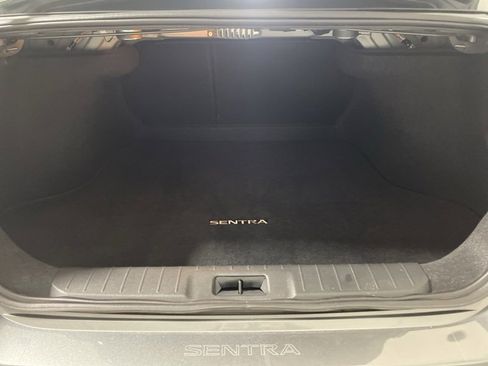 Used 2024 Nissan Sentra SR w/ SR Premium Package image 8