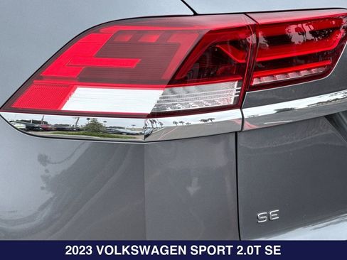 Used 2023 Volkswagen Atlas Cross Sport SE w/ Panoramic Sunroof Package FWD image 28