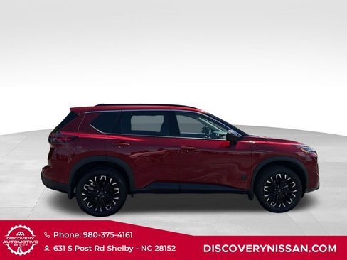 Certified 2026 Nissan Rogue SV AWD/4WD image 8