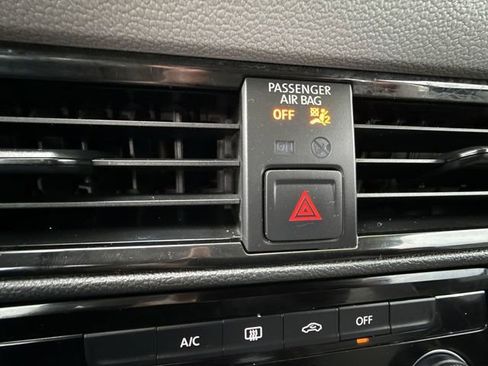 Used 2024 Volkswagen Taos S image 38