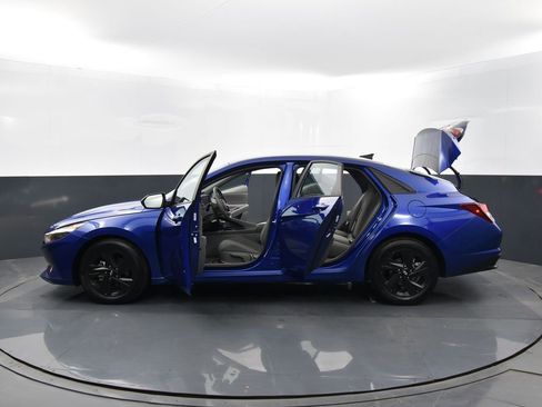 Used 2022 Hyundai Elantra SEL w/ Convenience Package image 33