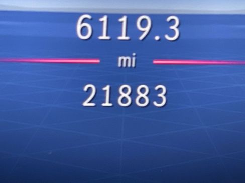 Used 2024 Mercedes-Benz GLA 250 4MATIC image 23