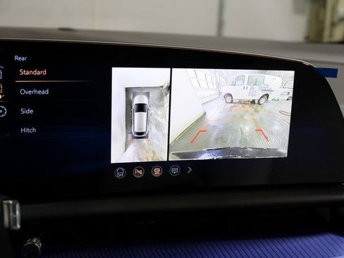 New 2026 Cadillac Optiq Luxury 1 image 15