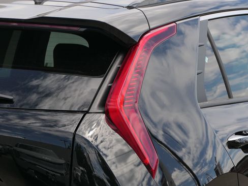 New 2025 Kia Niro Wave image 4