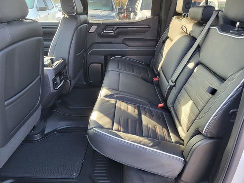 New 2026 GMC Sierra 1500 AT4X image 4