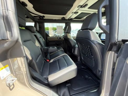 Used 2025 Ford Bronco Big Bend AWD/4WD image 12