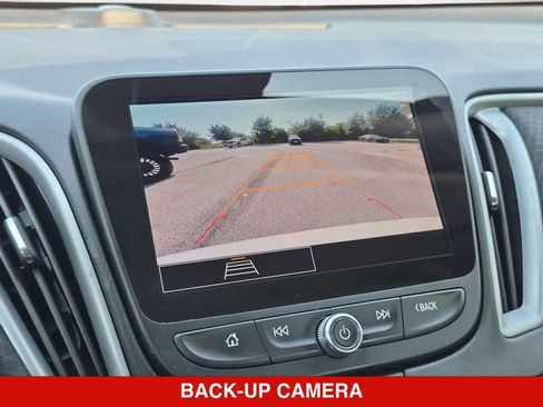 Used 2024 Chevrolet Malibu LT FWD image 27
