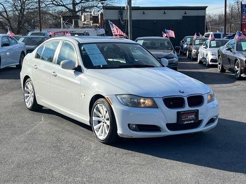 Used 2011 BMW 328i xDrive Sedan image 3