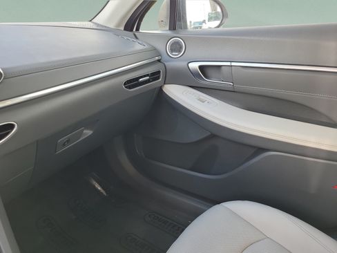 Used 2023 Hyundai Sonata Limited FWD image 21
