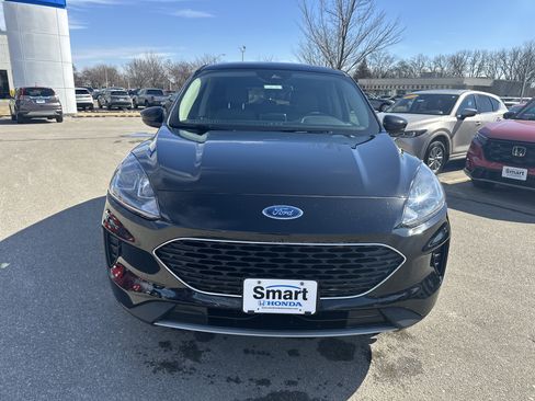 Used 2020 Ford Escape SE image 8