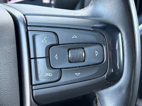 Used 2023 GMC Sierra 2500 AT4 w/ AT4 Preferred Package image 8