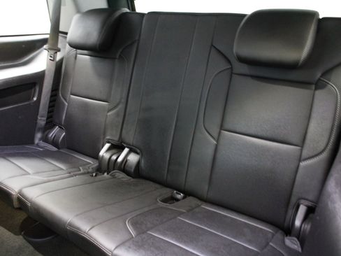 Used 2018 Chevrolet Tahoe Premier AWD/4WD image 22