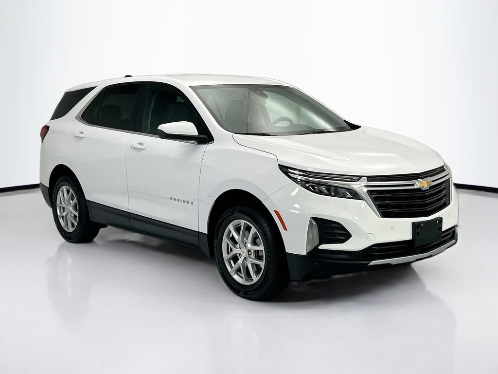 Used 2024 Chevrolet Equinox LT AWD/4WD image 3