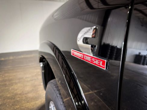 Used 2019 RAM 3500 Laramie AWD/4WD image 9