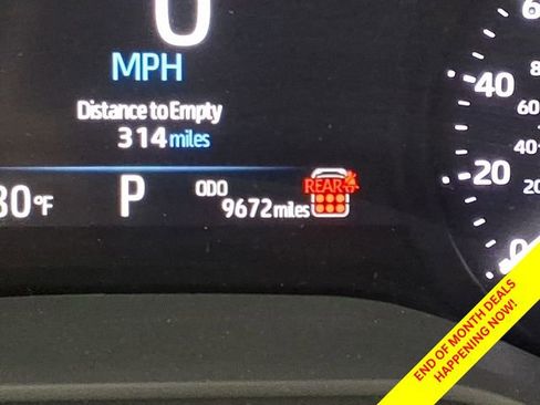 Used 2025 Toyota Sienna LE FWD image 23