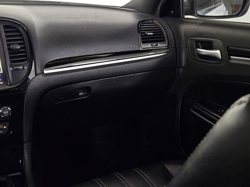 Used 2023 Chrysler 300 S image 11