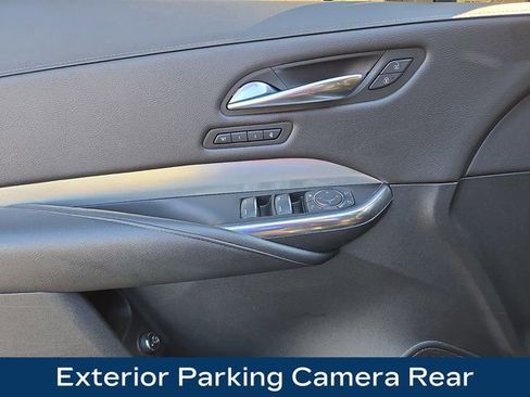 Used 2020 Cadillac XT4 Premium Luxury image 15