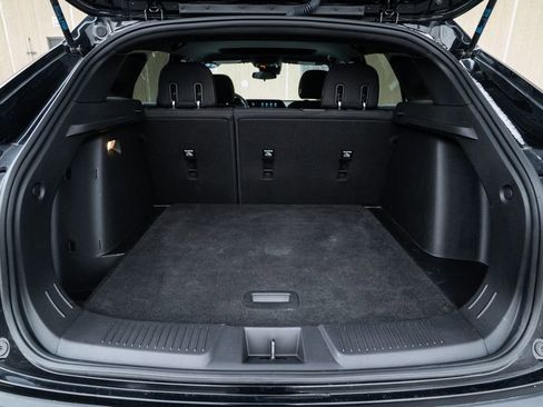 Used 2024 Chevrolet Trax RS w/ Sunroof Package image 32