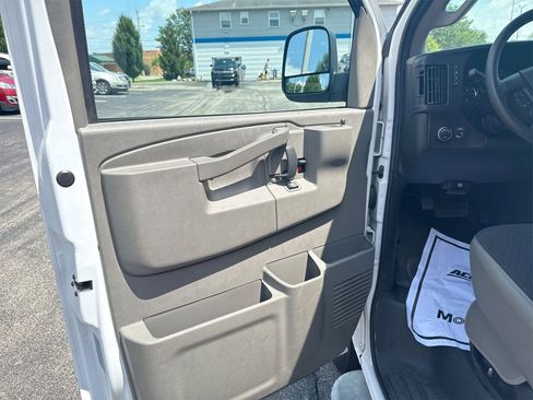 Used 2023 Chevrolet Express 2500 w/ Driver Convenience Package image 19